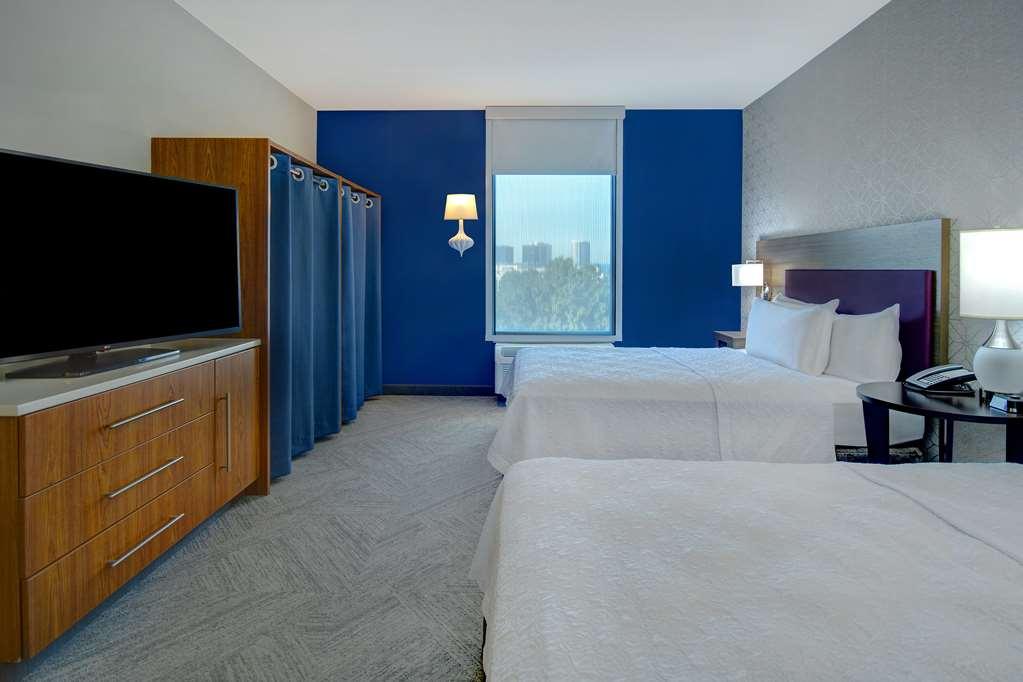 Hampton Inn Зейнсвілль Номер фото