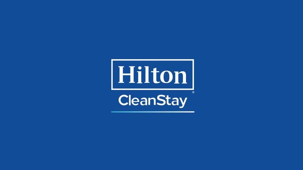 Hampton Inn Зейнсвілль Екстер'єр фото