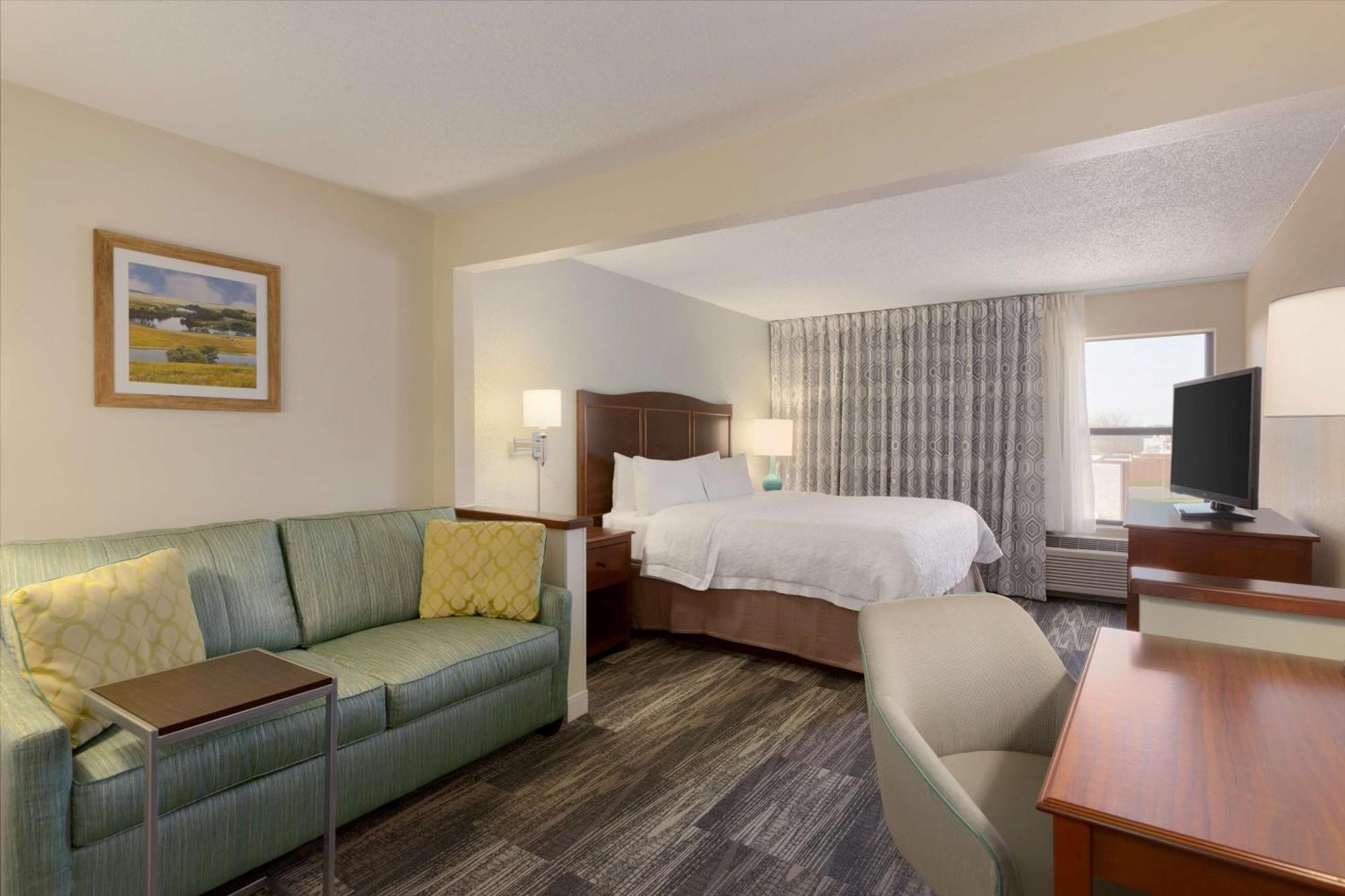 Hampton Inn Зейнсвілль Екстер'єр фото