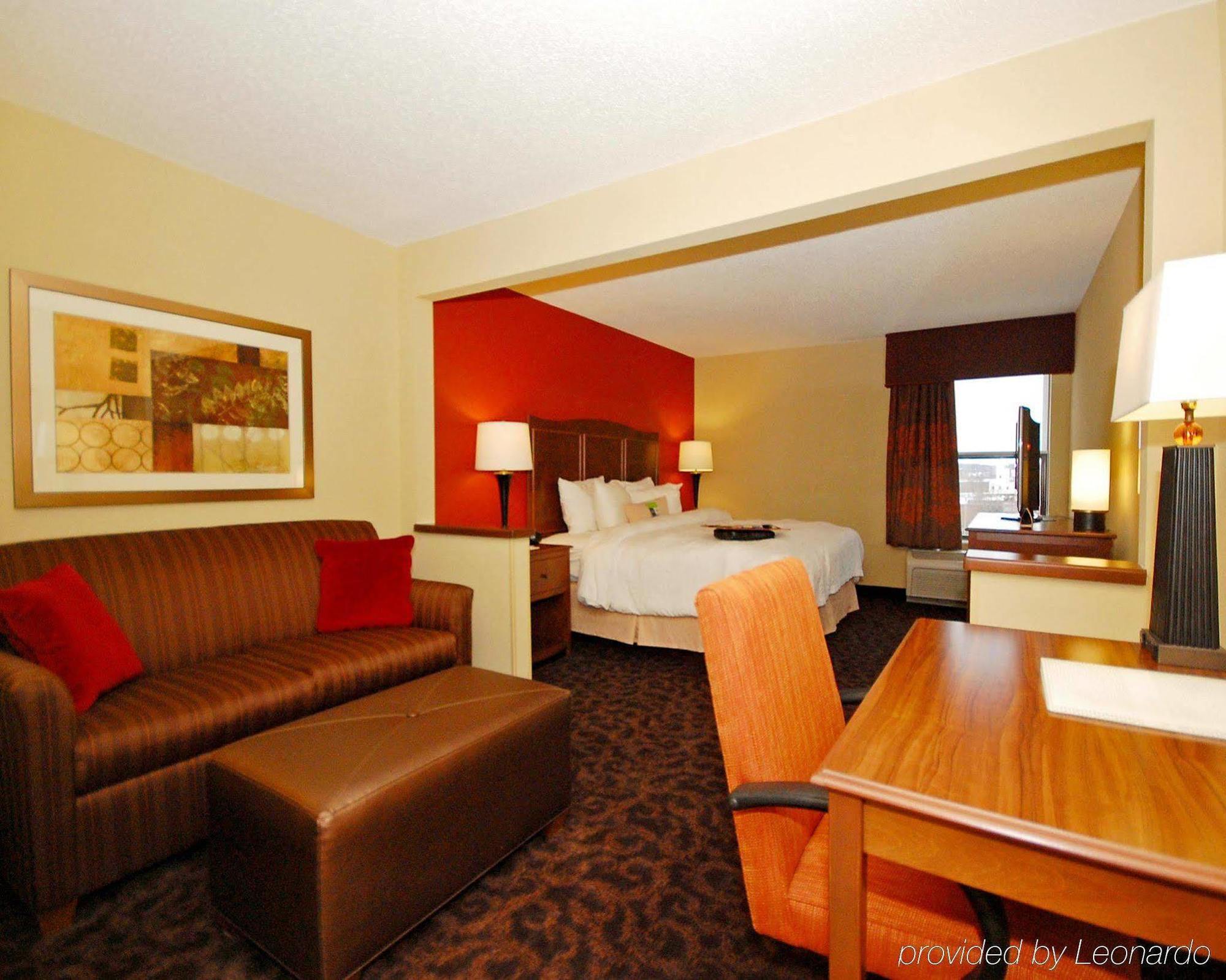 Hampton Inn Зейнсвілль Номер фото